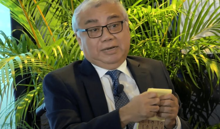 Ex canciller de Panamá cree que Pedro Salmerón no será ratificado como embajador