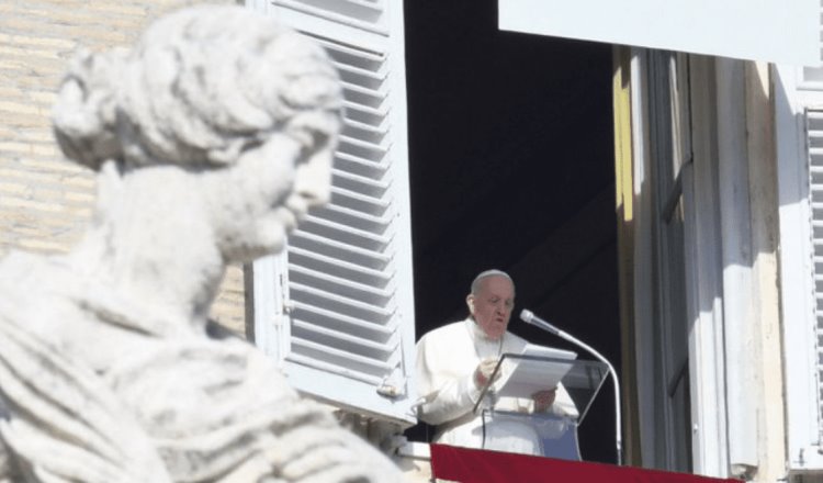 “No rechazar los caminos de Dios, seamos humildes y dispuestos”, dice Papa Francisco durante el Ángelus