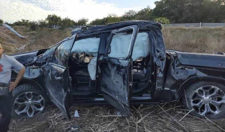 Eduin Caz de “Grupo Firme” detalla el accidente en el que estuvo involucrado su camioneta