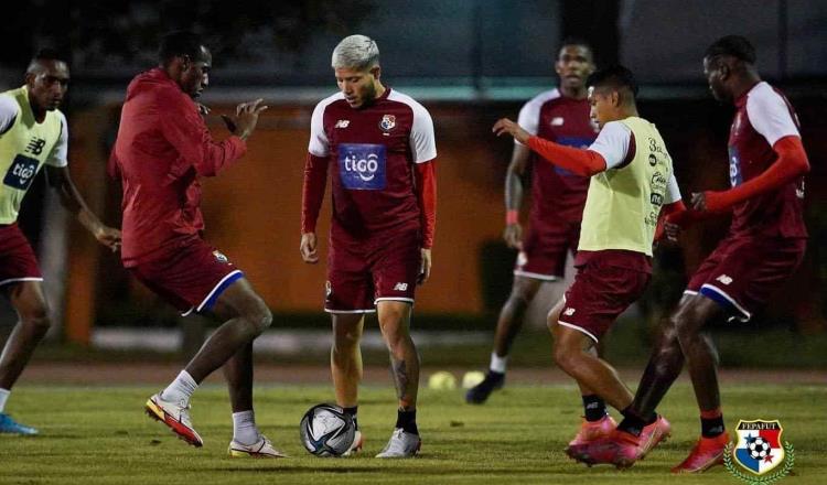 Panamá pierde a tres jugadores previo al duelo con México