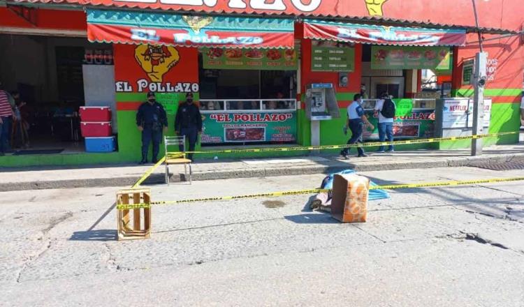 La muerte sorprende a hombre que se infarta… en el centro de Villahermosa