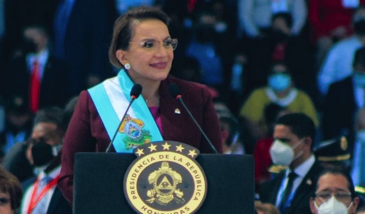 Presidenta de Honduras, Xiomara Castro, da positivo a COVID-19