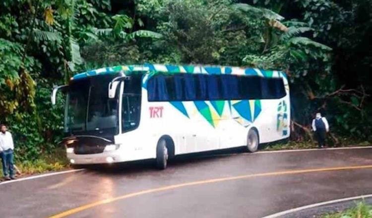 Solo en susto quedó percance de TRT en carretera Huimanguillo- Raudales