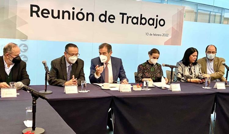 Descarta Lorenzo Córdova dimitir al INE para contender en elección presidencial