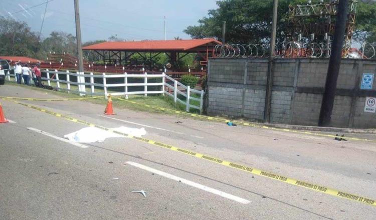 Muere motociclista tras ser atropellado sobre la Villahermosa-Teapa