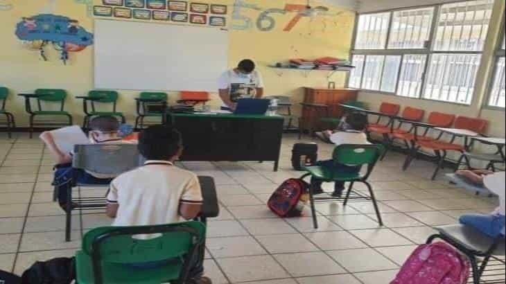 45% de los niños ya toman clases presenciales: Setab