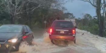 Reporta Protección Civil formación de vados en la carretera  Teapa – Villahermosa