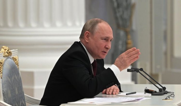 Asegura el Kremlin que Putin reconocerá independencia de Lugansk y Donetsk