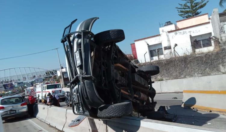 Carambola provoca cierre de la México-Cuernavaca y deja 5 personas lesionadas