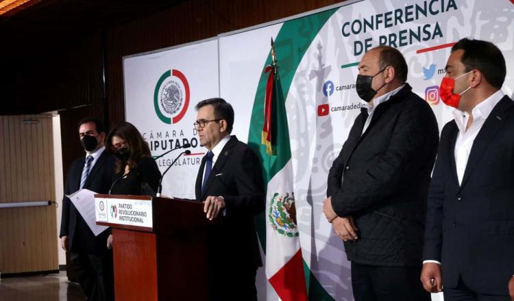 México debe prepararse para usar sus reservas de combustible, advierte extitular de Economía