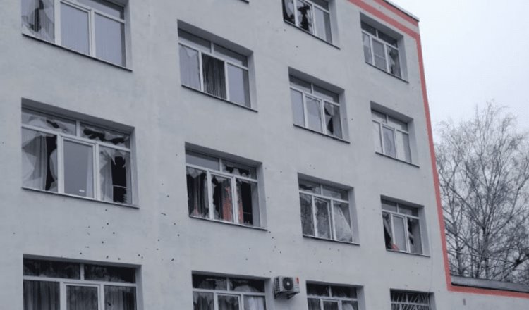 Denuncia HRW que bomba rusa mató a cuatro personas en hospital de Donetsk