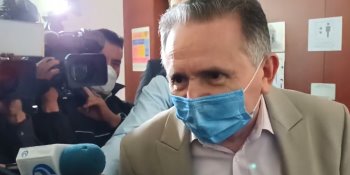 Acusan reporteros del Senado que José Luis Pech los insultó al evitar ser entrevistado