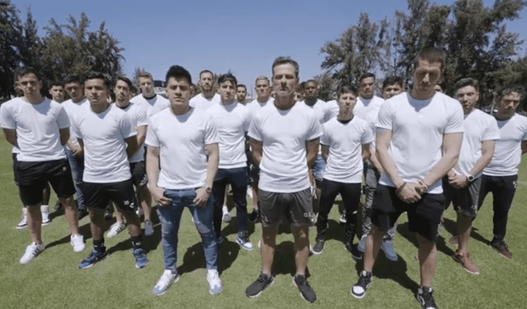 Jugadores de Atlas lanzan llamado a la paz en el futbol