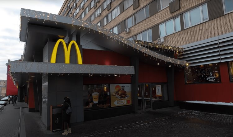 McDonald’s, Coca-Cola, Starbucks y Ferrari suspenden operaciones en Rusia por invasión a Ucrania