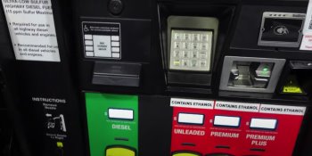 Precio de la gasolina en EE. UU. alcanza un récord histórico