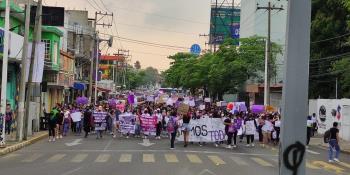 Reporta Policía Estatal saldo blanco en marcha de feministas en Tabasco