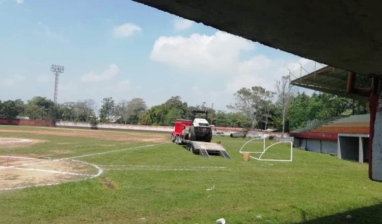 Acusan beisbolistas que buscan convertir Estadio “Emilio Ruiz Ross” en campo de futbol
