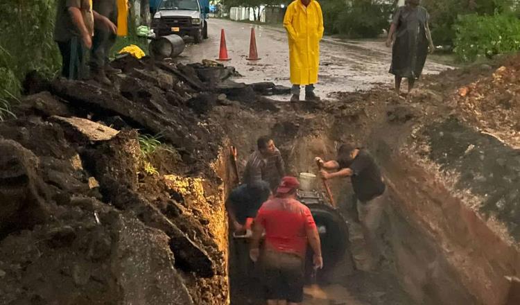 Repara Ayuntamiento de Centro falla en línea de la potabilizadora Carrizal