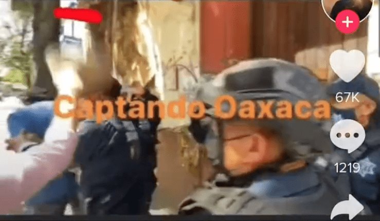 Mujer en Oaxaca golpea a policía… al confundirlo con un ladrón