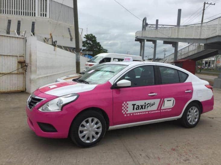 Buscarán que taxis rosas sean conducido exclusivamente por mujeres