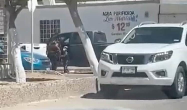 Captan en video “levantón” de hombre frente a sus hijos en Empalme, Sonora