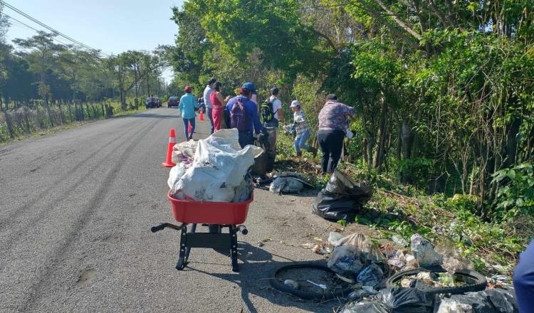 Se aplicarán sanciones para enseñarle a la gente a cuidar la madre tierra, advierte alcaldesa de Jalpa