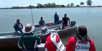 Pleito verbal de pescadores deportivos con pescadores libres y de una cooperativa, en Centla