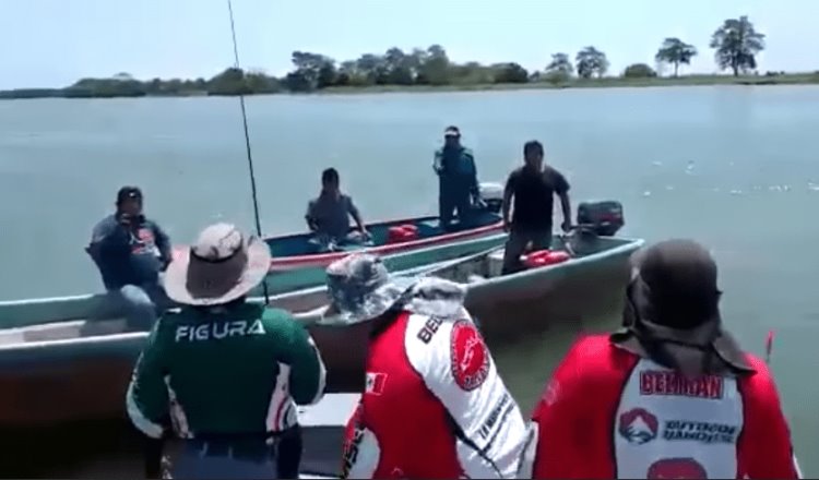 Pleito verbal de pescadores deportivos con pescadores libres y de una cooperativa, en Centla