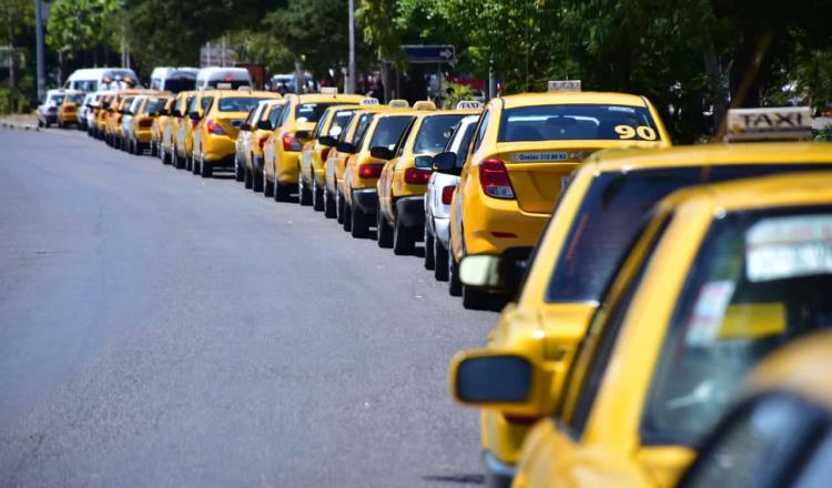 Revisará Jurídico si es legal prohibir a taxis amarillos brindar servicio en la Feria Tabasco