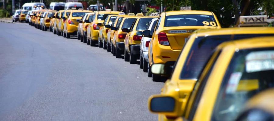 Revisará Jurídico si es legal prohibir a taxis amarillos brindar servicio en la Feria Tabasco