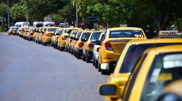 Incremento a tarifa de taxis es un tema que analiza aún Semovi: Merino