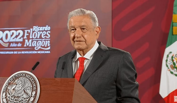 Sugiere Obrador venta de doraditas y tlacoyos en el AIFA