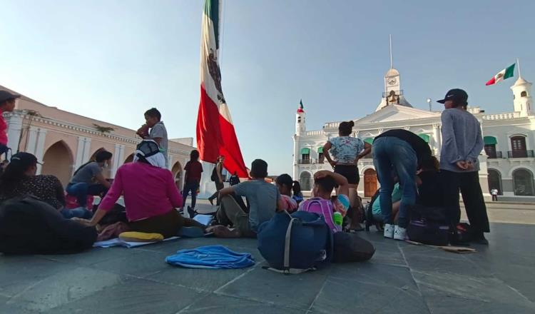 Marchan migrantes en Villahermosa para exigir libre tránsito