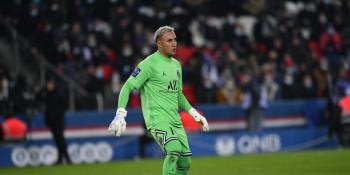 Keylor Navas da techo a 30 refugiados ucranianos en su casa