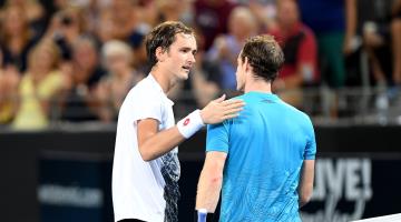 Avanza Medvedev a tercera ronda del Masters 1000 de Miami tras vencer a Murray