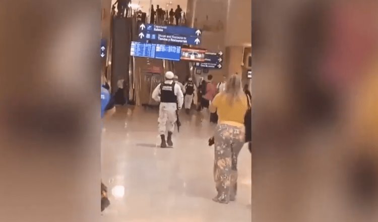Viven usuarios del aeropuerto de Cancún… jornada de alarma