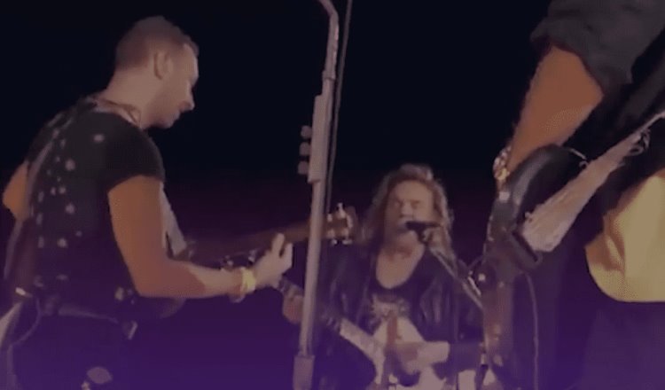 Coldplay toca con Maná y da conciertos inclusivos