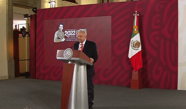 AMLO pide a diputados de oposición rebelarse y respaldar Reforma Eléctrica