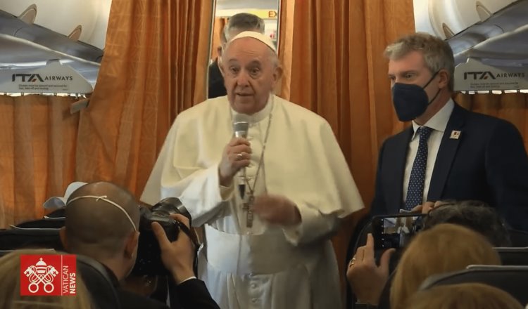 Critica Papa Francisco a Putin por invasión a Ucrania y analiza visita a Kiev