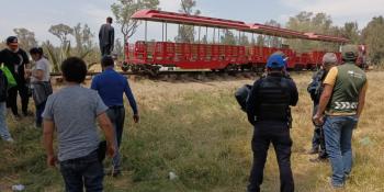 Volcadura del trenecito de Bosque de Aragón deja 11 personas lesionadas