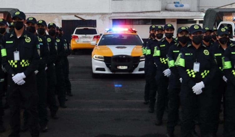 CDMX pone en operación nuevos policías de tránsito, autorizados para infraccionar 