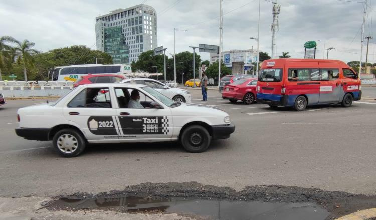 Problemas familiares, económicos y pandemia detonan mal comportamiento de taxistas, dicen expertos