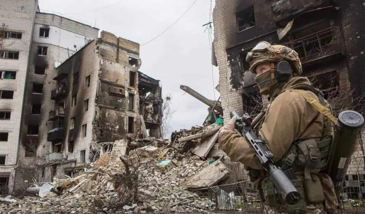 Reporta Ucrania “decenas de miles de muertos” en Mariúpol tras ofensiva rusa