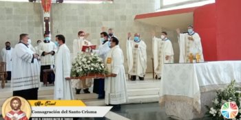 Celebra Obispo Misa Crismal desde el Seminario Mayor de Tabasco