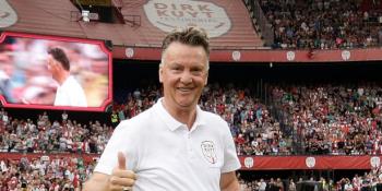 Louis van Gaal sale positivamente de 25 radioterapias