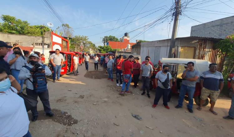Cobran organizaciones 60 mil pesos por amparos para pochis irregulares, denuncian transportistas