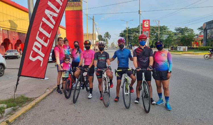 Ciclistas representarán a Tabasco en Oaxaca... Injudet les cobra hasta los uniformes