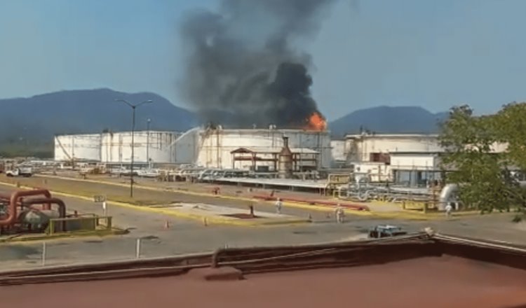 Se registra incendio en la refinería “Ing. Antonio Dovalí Jaime” en Salina Cruz, Oaxaca