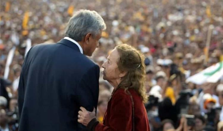 Lamenta AMLO fallecimiento de Rosario Ibarra; recuerda que apoyó al movimiento de transformación