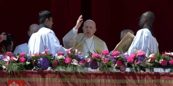 Dedica Papa Francisco bendición ´Urbi et Orbi´ para pedir por la paz